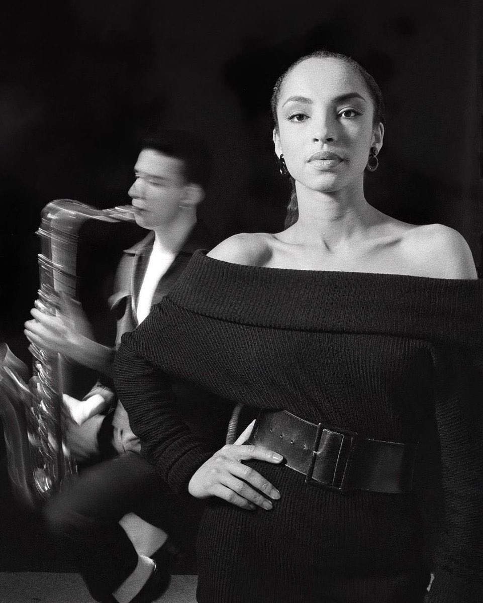 SKTheKingYT's tweet image. Sade Adu (1993)