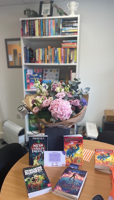 Loved our <a href="/_Reading_Rocks_/">ReadingRocks</a> delivery today!
Year 5, currently reading 'Asha &amp; the Spirit Bird' by <a href="/jasinbath/">Jasbinder Bilan - I'm meant to be writing...</a> have already compiled a list of who is going to read 'Nush &amp; the Stolen Emerald' next-thankfully we have two copies! 🥰