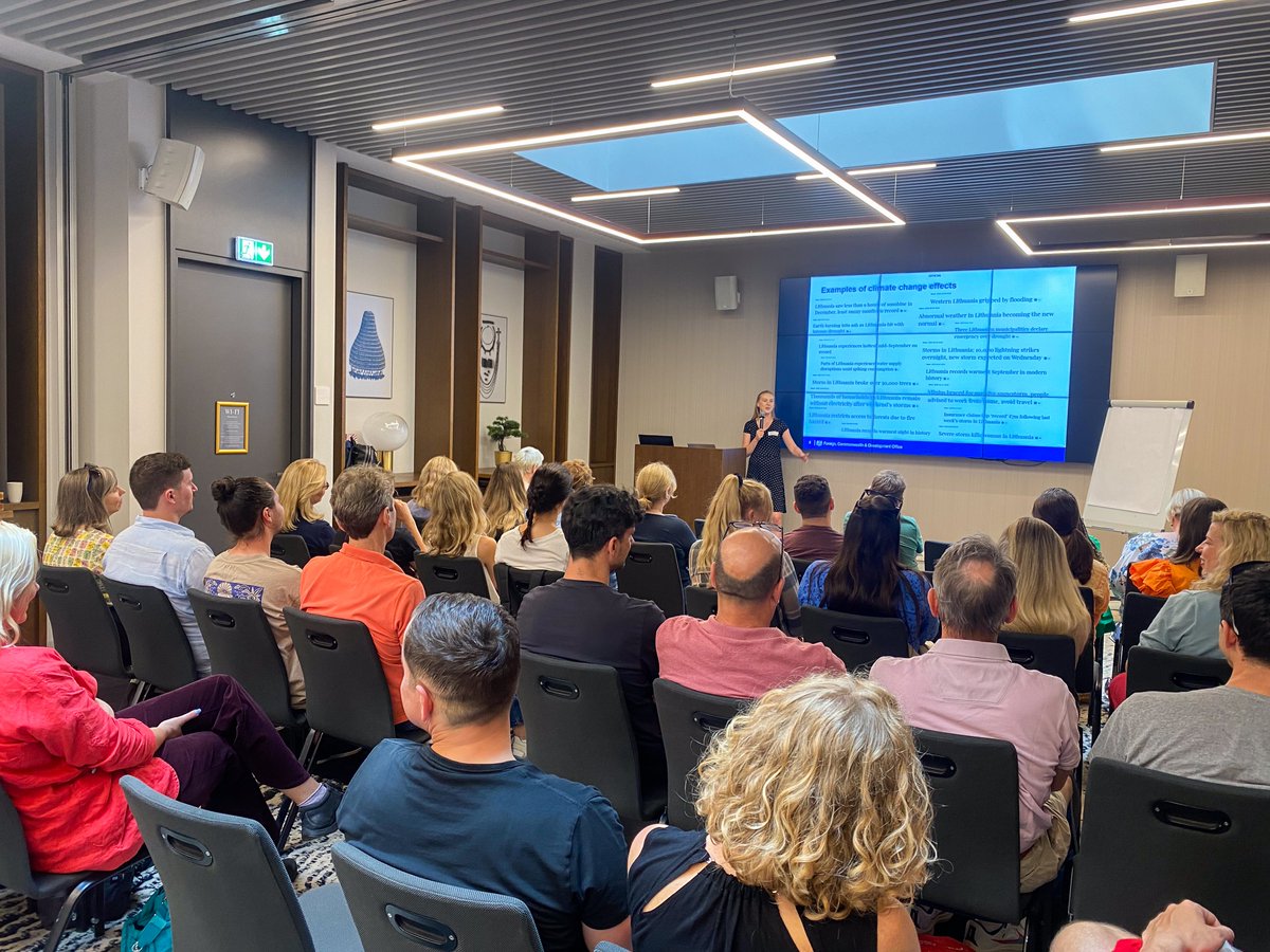 ukinlithuania's tweet image. Annual #TeamDay took place last week! 😎 1️⃣st we did some volunteering - contributed to the wellbeing &amp;amp; beauty of an independent living home for the elderly in #Nemenčinė. 🥰 And then we spent some time getting know each other better &amp;amp; did some learning &amp;amp; development. 🙏 #UKinLT