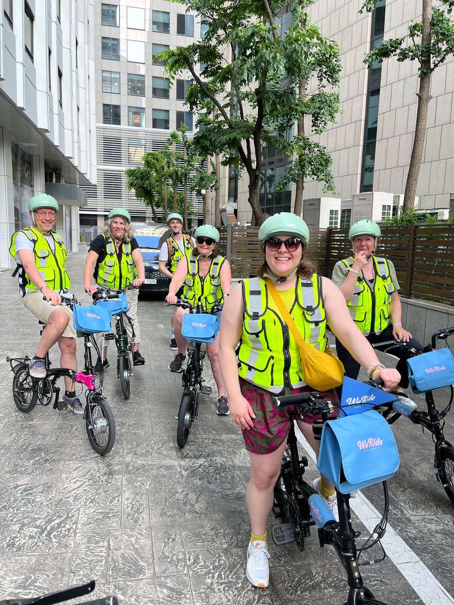 PutneyTravelCo's tweet photo. #WorldBikeDay in #Seoul with @InsideAsiaTours - a great way to see the city, its backstreets, and markets 🇰🇷#weridekorea https://t.co/jgCtN07n5M