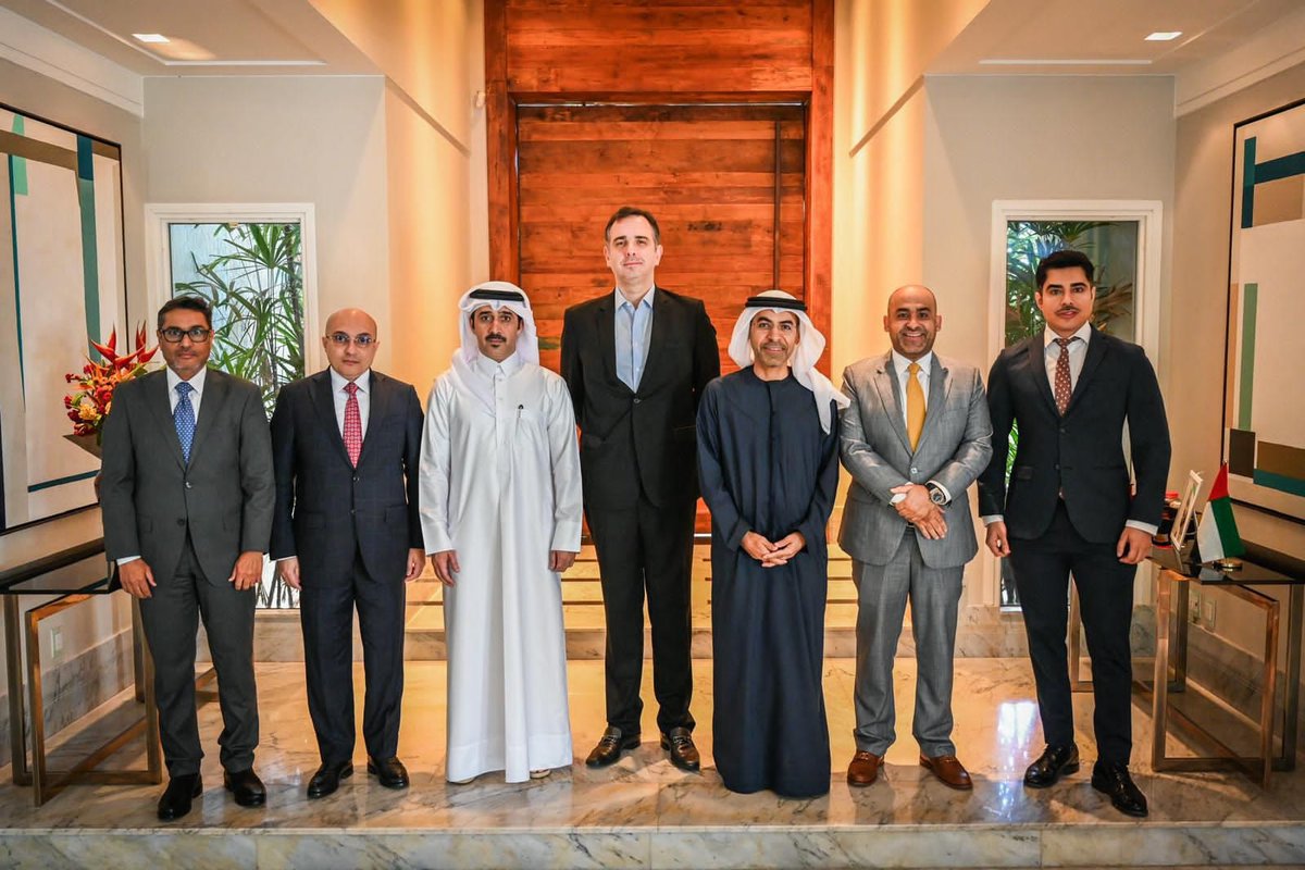 Sua Excelência o Embaixador do Reino do Bahrein na República Federativa do Brasil, participou do banquete de café da manhã oferecido por Sua Excelência Embaixador dos Emirados Árabes Unidos, em homenagem ao Excelentíssimo Senador Rodrigo Pacheco, Presidente do Senado