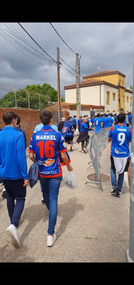 ZHH_1925 tweet media