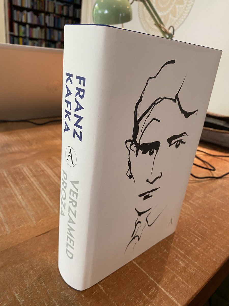 petervdbo's tweet photo. Vandaag precies 100 jaar geleden overleed Franz Kafka. Gelukkig is al zijn werk nog steeds te lezen in deze prachtige uitgave. https://t.co/348Y4ItoGh
