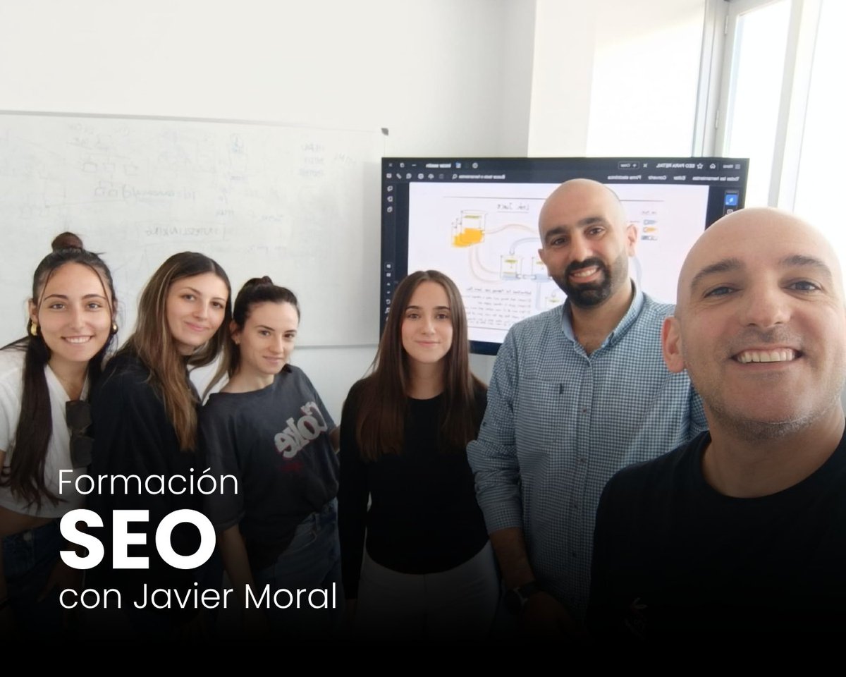 disruptivos's tweet photo. 🚀 Mayo fue un mes increíble compartiendo conocimientos de #SEO e #EmailMarketing con los alumnos de @RetailMktUmal en @InfoUMA
🤝Creemos con firmeza que el conocimiento se multiplica cuando se comparte. https://t.co/G0Bg7lYGq8