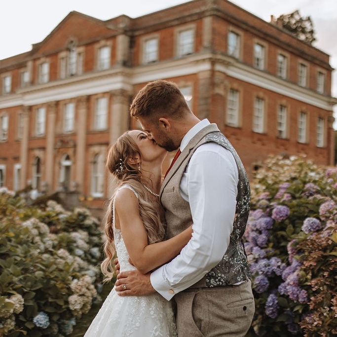 Crowcombe Court tweet media