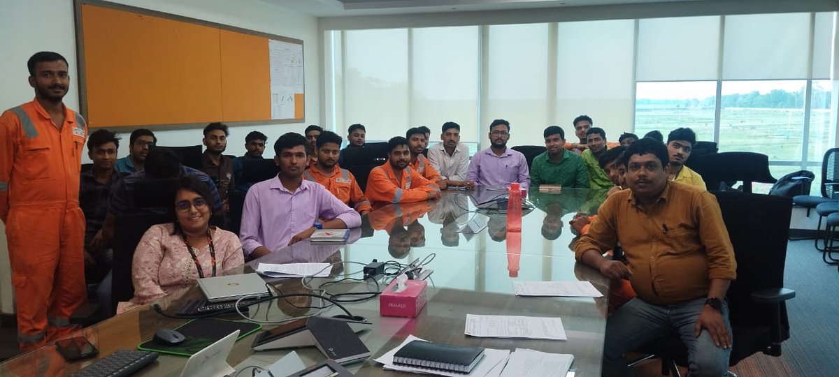 boptkolkata's tweet photo. Few moments during MAP Program at Essar Oil and Gas Exploration and Products Ltd, Durgapur.
.
#BOPTER #bopt #JobOpportunities #Apprenticeship #ministryofeducation #Nats #graduate #diploma #jobsreport #jobposting https://t.co/CMFrNuTBhR