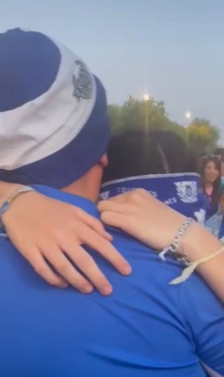 Richardcon3ras's tweet photo. Siempre contigo 🔵⚪🔵⚪🔵 @laauracr01 https://t.co/HoODyOWnLg