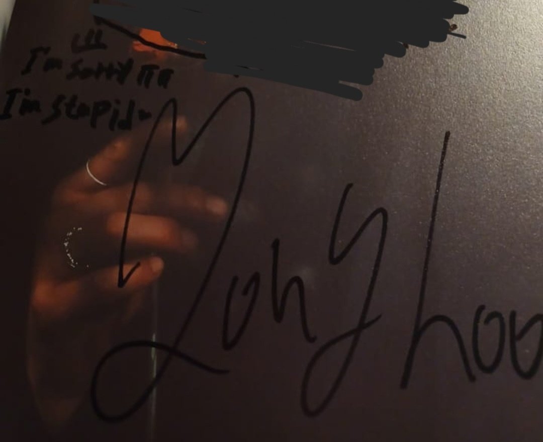 fairyweve's tweet photo. yonghoon misspelled my friends name when signing the album, he rewrote it and wrote "I'm sorry I'm stupid" underneath  HELP 😭😭😭 https://t.co/1LGM5Udkjh