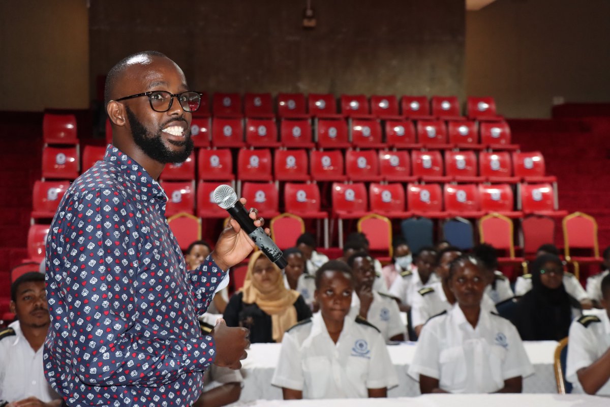 BandariMA's tweet photo. BMA Career Officer Samuel Dube, along with Partnership and Source Mobilization Officer Fatma Mzee, spearheaded an induction session introducing students to the career service divisions at the Academy. https://t.co/18inTHvN7L