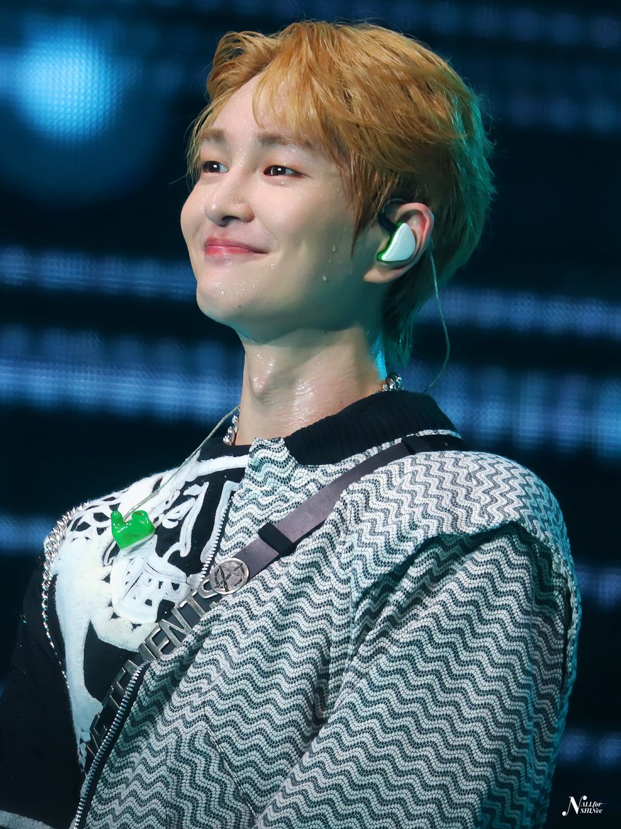 240525 샤이니 콘서트 DAY 2

        냉 두부 ☽                              온 두부 ☀︎

#SHINee_WORLD_VI 
#샤이니 #온유 #SHINee #Onew