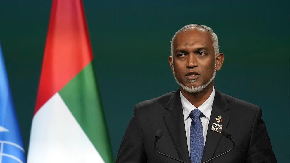 KEMASKINI 

MALDIVES LARANG RAKYAT ISRAEL MASUK NEGARANYA

Pejabat Presiden Maldives mengumumkan bahawa undang undang akan ditukar dengan tidak membenarkan rakyat Israel untuk memasuki negara itu dan larangan ini turut terpakai kepada rakyat Israel yang mempunyai dua
