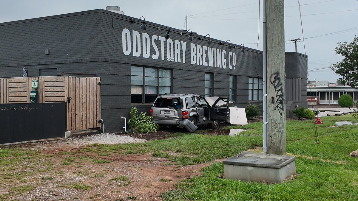 LStaple10's tweet photo. DEVELOPING: A crash at Oddstory Brewing Company leaves a car with severe damage. This is on the 1600 Block of Central Ave. Crews have since cleared the car off the scene but the damage still remains right outside the brewery. Depend on us to keep you updated with more details… https://t.co/SHmQ4OlI9i