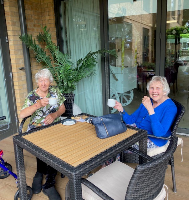 Mayflower_Court's tweet photo. Carol from @highfieldchurch called in today to visit several of our residents, its always lovely to see her she brings lots of smiles to lots of faces. #roomvisit #coffeeandachat #onetoone #mondaymood @Mayflower_Court @AnchorLaterLife @carehome_co_uk @NAPAlivinglife https://t.co/UammWVJvfg