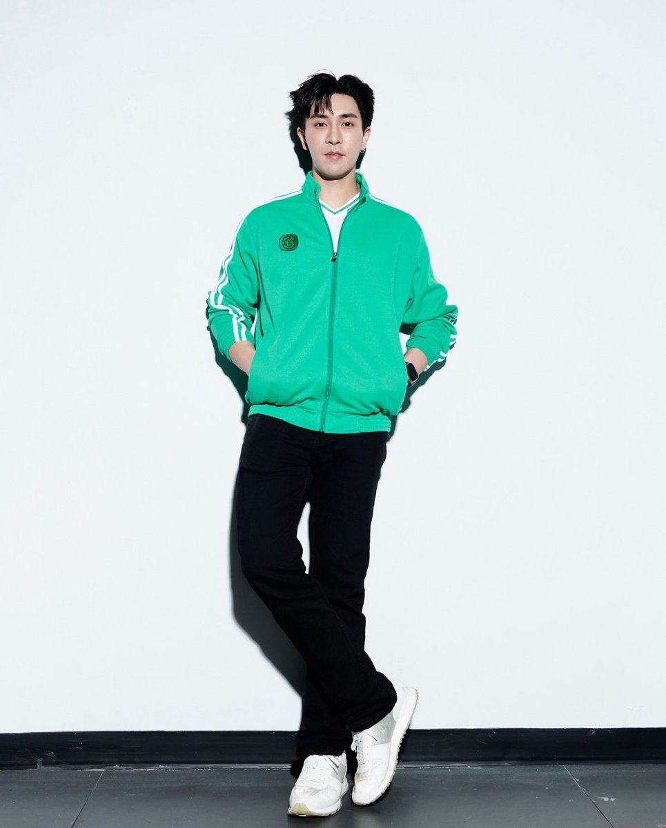 พี่ก้องพร้อมรับออเดอร์ ช่วงนี้ฝนตกบ่อย คุณลูกค้ารออาหารช้าซักนิดนึงนะครับ #ดวงใจเทวพรหมSportsDay #ขวัญฤทัย #ดวงใจเทวพรหม