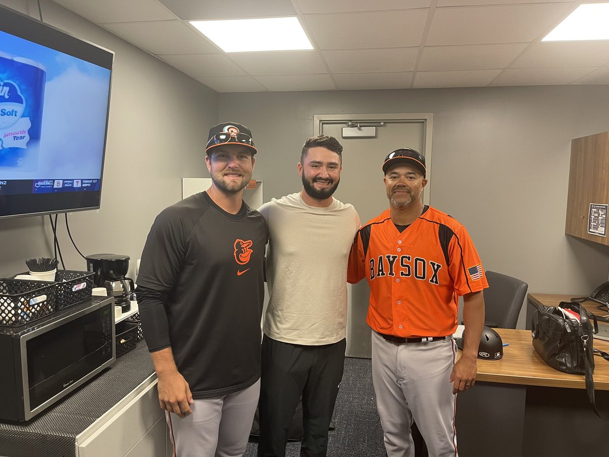 CoachBerto12's tweet photo. “Hate to see you go, but love to see you leave.”  @Carlos_NTX wish you continued health and success.  @NorfolkTides @BowieBaysox https://t.co/jnw1BMrSD9