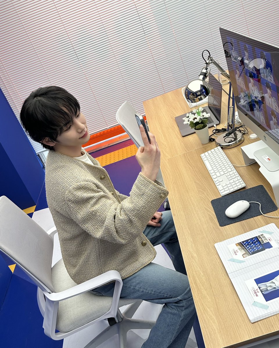 SHINee's tweet image. 🦊🖥️🫧☁️

#KEY #키 
#SHINee #샤이니
#Perwoll #퍼울