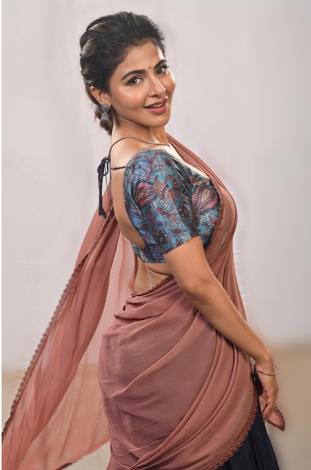 GPJdZ0RaYAAC7E4?format=jpg&name=large