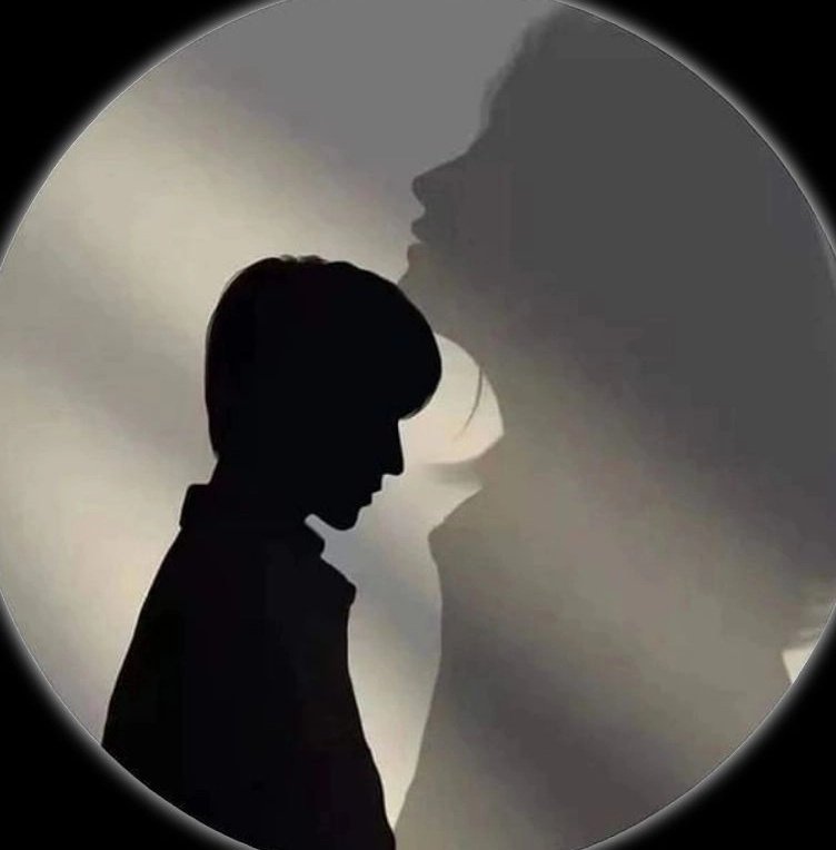 یہ تیری دید سے پہلے کی بات ہے کہ 

ہم جیسے لوگ محبت سے باز رہتے تھے 
                              💔😔🥀