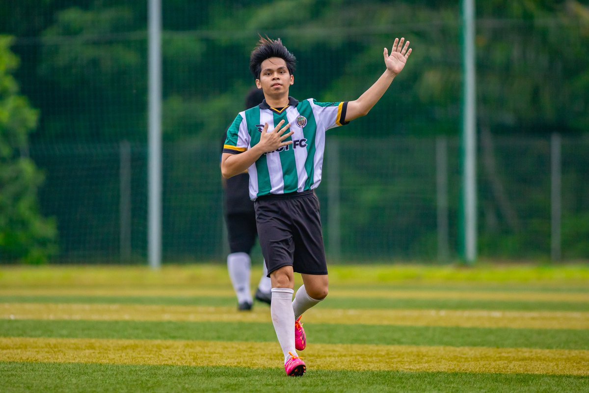 SyamilTheGreat's tweet photo. Representing @OfficialRiotFC 👊🏻 https://t.co/8z1OsOH1hb