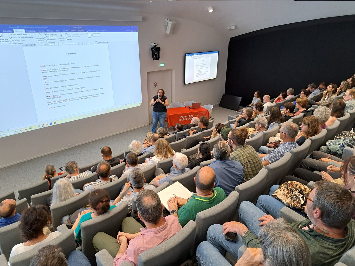 Inrap_ActuMMED's tweet photo. Ce lundi les équipes de l'interrégion Midi-Mediterranée sont réunies @univpaulvalery 
Après un mot d'accueil par Réjane Roure @asm_montpellier, un temps d'échange avec les Président et Directeur général @Inrap &amp; un dejeuner convivial, place aux présentations d'opérations récentes https://t.co/VJMjCAGBJY