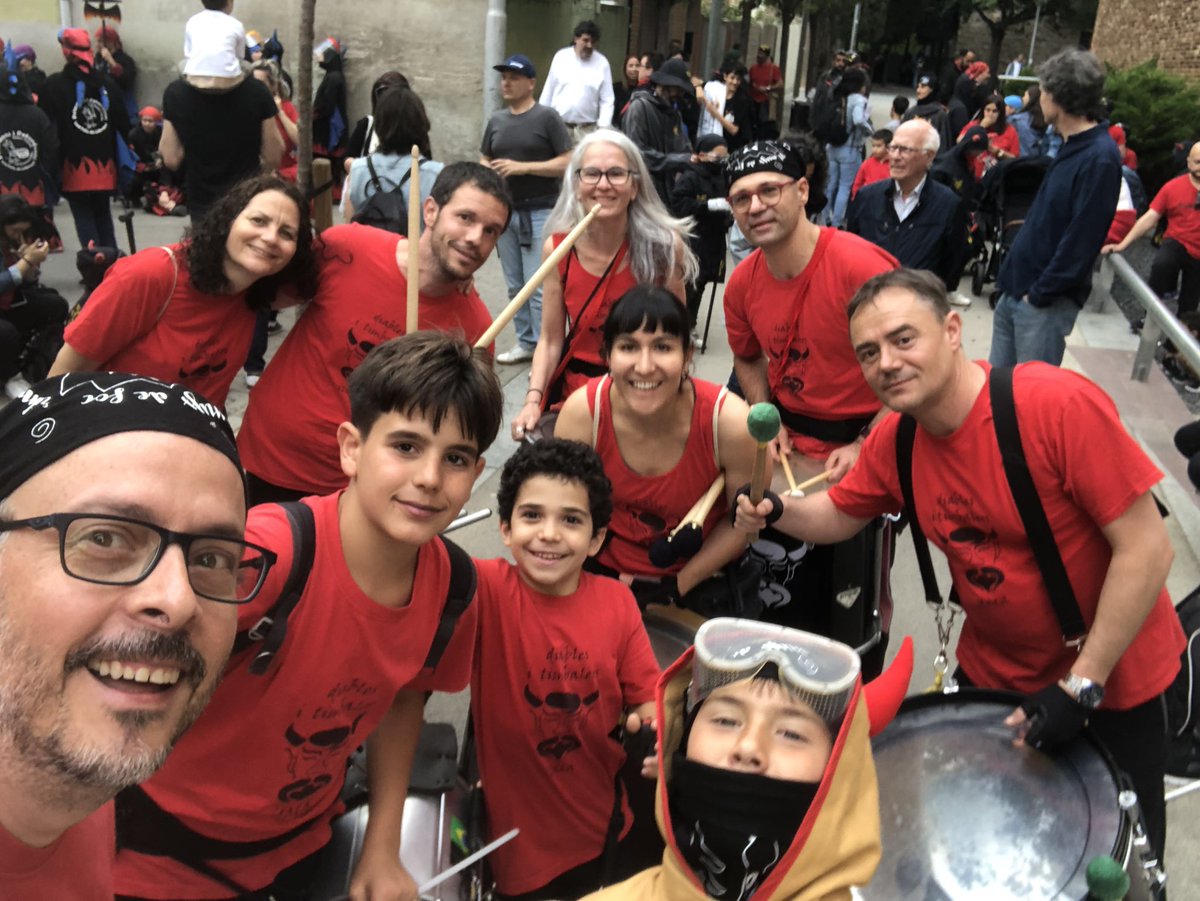 Diablesses i Timbaleres d’Itaca 🔥🥁 tweet media