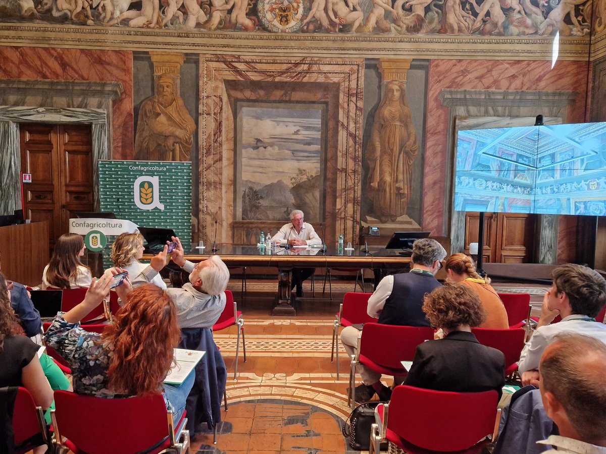 📌A Palazzo della Valle al via l’evento conclusivo del progetto europeo <a href="/hALO_project/">h-ALO</a>, di cui siamo partner.
🔫Obiettivo del progetto colmare la distanza tra catene locali di valore e la qualità e la sicurezza dei prodotti alimentari locali, attraverso un sensore per il