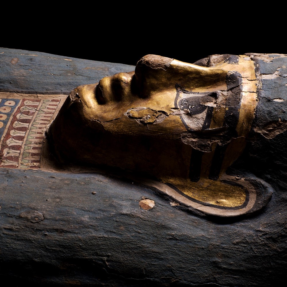 Miss <a href="/McrMuseum/">Manchester Museum</a> hit exhibition ‘Golden Mummies of Egypt’? You can now discover its amazing collection of objects via Manchester Digital Collections! 

Come and explore Ancient Egypt’s association with gold, mummified bodies, and the afterlife... bit.ly/3R7vHb2