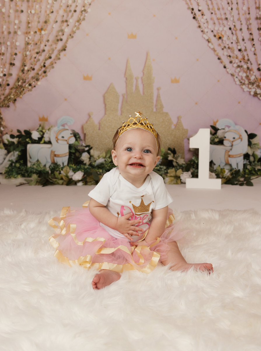 cierradean143's tweet photo. I can’t believe my baby girl is about to be the big O N E  in less than a week 🥺 a beautiful year that has went by so fast 🤍 https://t.co/vMpj1N0SkK