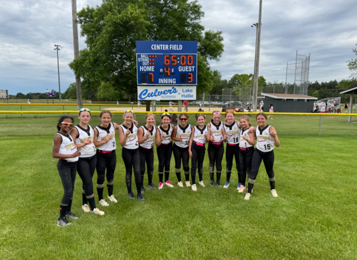 Our Storm 10U-A team went 5-0 this weekend in Chippewa Falls, WI to win the Gold bracket of the Raptors Rumble tournament.  The girls played incredible all weekend and made lots of memories both on and off the field!!