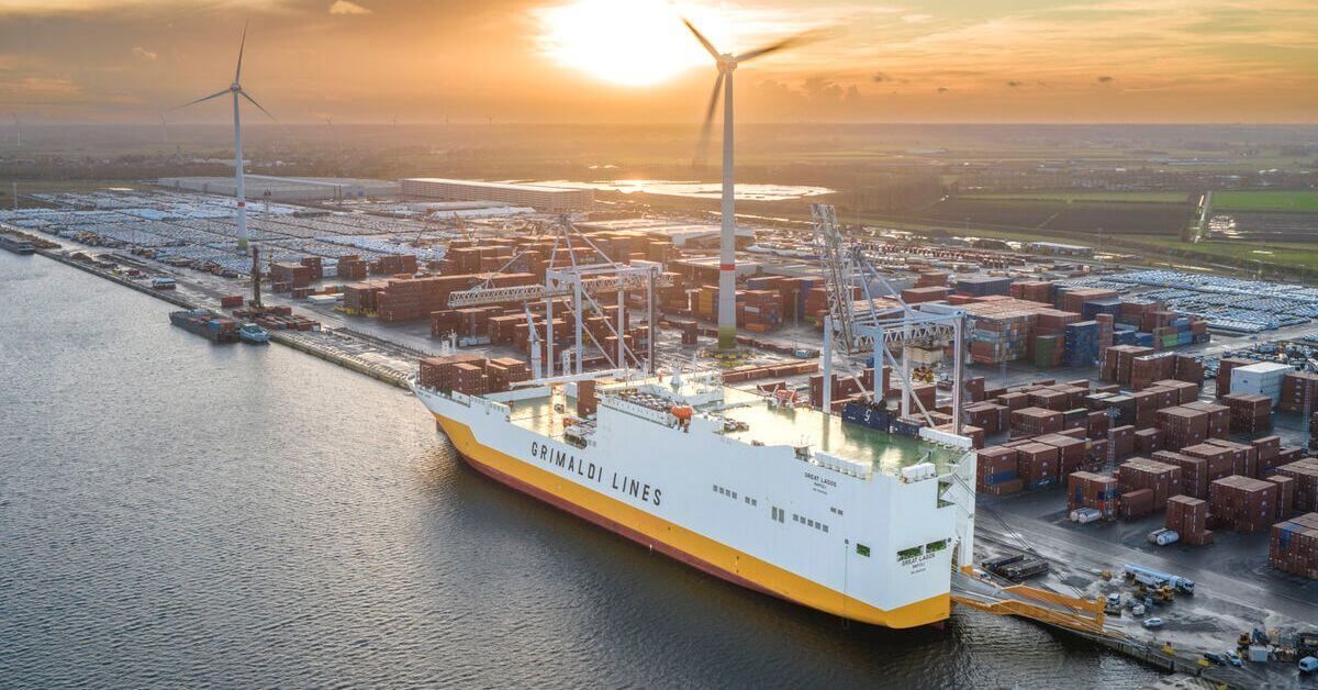MarineInsight tweet picture