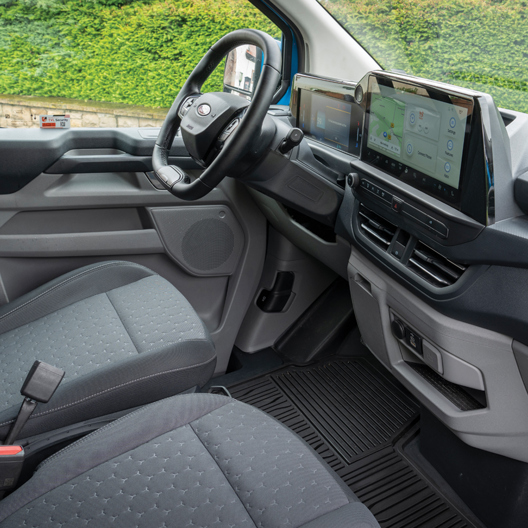 Ford_CH's tweet photo. Der E-Transit Custom bietet sowohl innen als auch aussen alles, um dein Unternehmen voranzubringen.

Mehr Infos findest du hier https://t.co/njC7V7O9Fm https://t.co/tAVRqasJZD