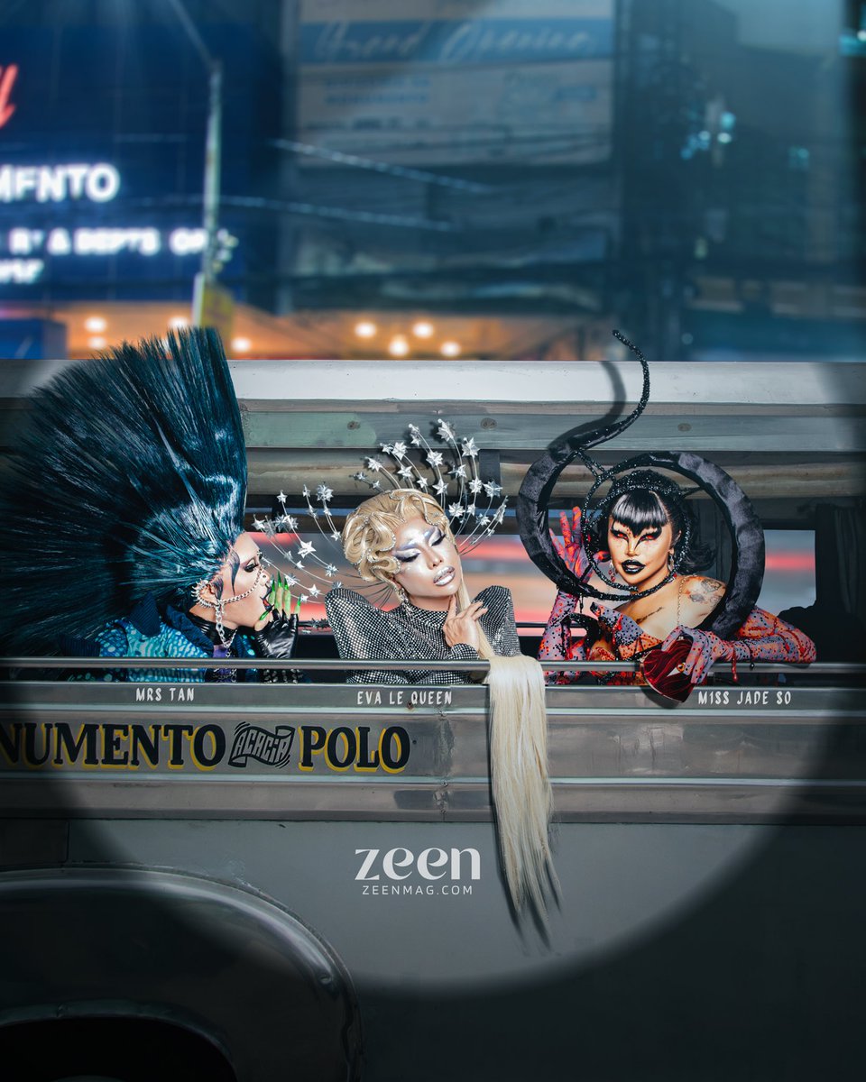 zeenmagazineph's tweet photo. Taking up their cosmic spaces and embracing their truths, please read the full cover story.

Read the full cover story article here: https://t.co/k5r0VAhOGo

#PRIDExZeenMag #PrideMonth #DragQueens #M1ssJadeSo #EvaLeQueen #MRSTAN #BeZeen https://t.co/pOuJMBaFQ5