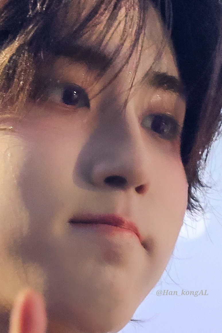 Han_kongAL's tweet photo. 240602 지성이가 너무 아기야...🥹
#HAN #한 #한지성 https://t.co/vc07uoAQVL