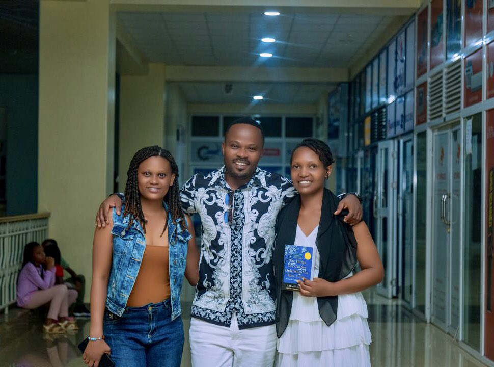 I had an inspiring time meeting with a book club of determined and focused young people, discussing "The Things You Can See Only When You Slow Down." This book has quickly become one of my favorites. 

Haemin Sunim's insights, especially, "Life is like theater. You are assigned a