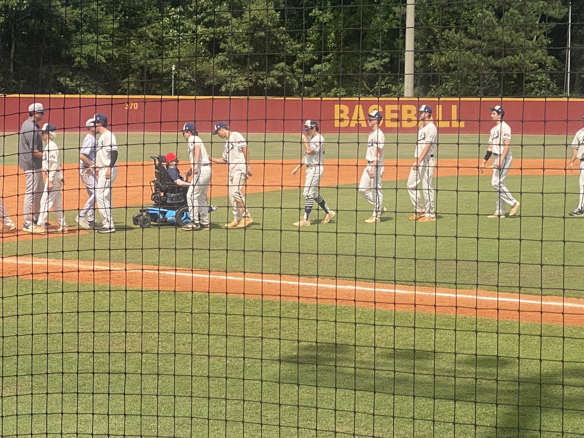 Henry Ullrich tweet media