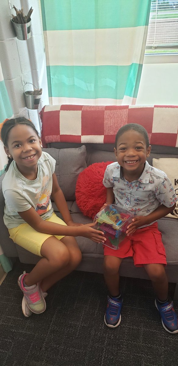 The joys of being a mom-administrator is having both of my "babies" at school with me. Bellwood bulldogs times two. <a href="/BellwoodBulldog/">Bellwood Bulldogs</a> @ccpsinfo