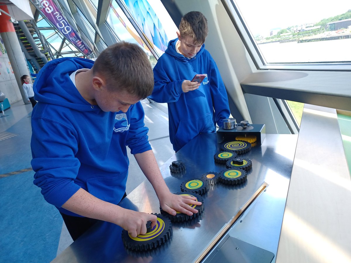 More Science Centre fun! <a href="/calderbridgeps/">Calderbridge Primary School and Nursery Class</a>