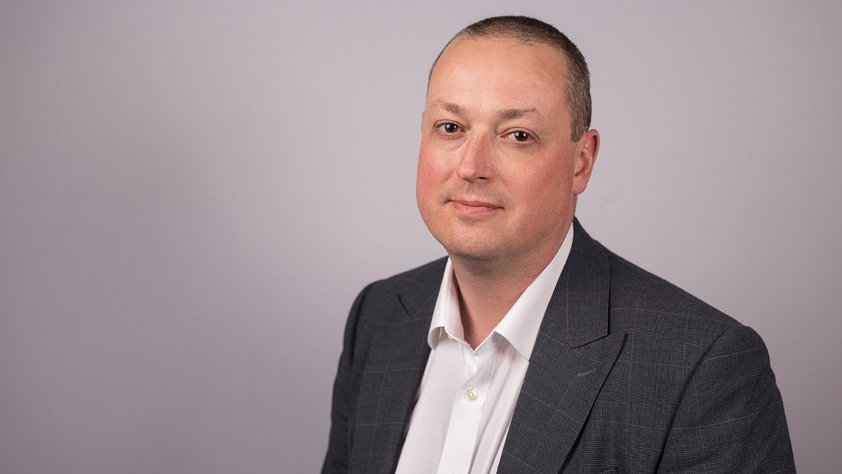 .<a href="/TheBMA/">The BMA</a> mental health lead <a href="/AMolodynski/">Andrew Molodynski</a> says ‘resilience’ has to be about context too.

‘The focus needs to be on reducing the toxicity of the system and working environment, rather than trying to artificially bolster people's resilience to deal with a toxic situation.’ [3/7]