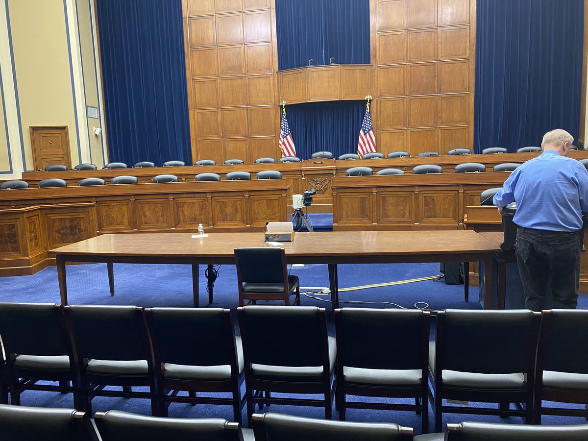 Adam Andrzejewski tweet media