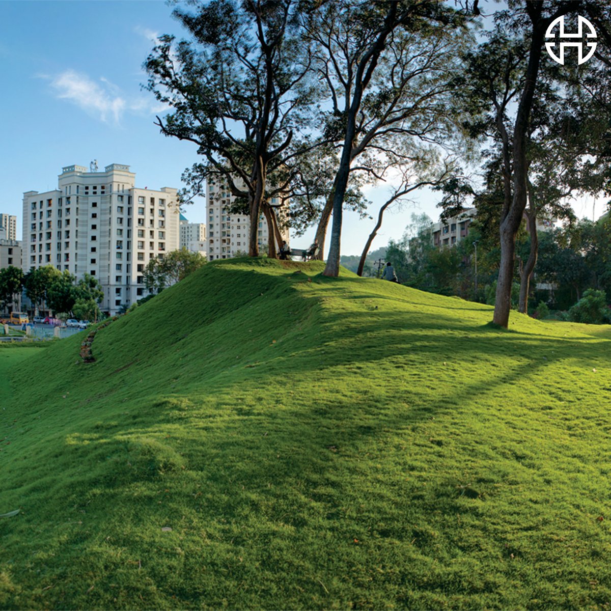 House of Hiranandani tweet media