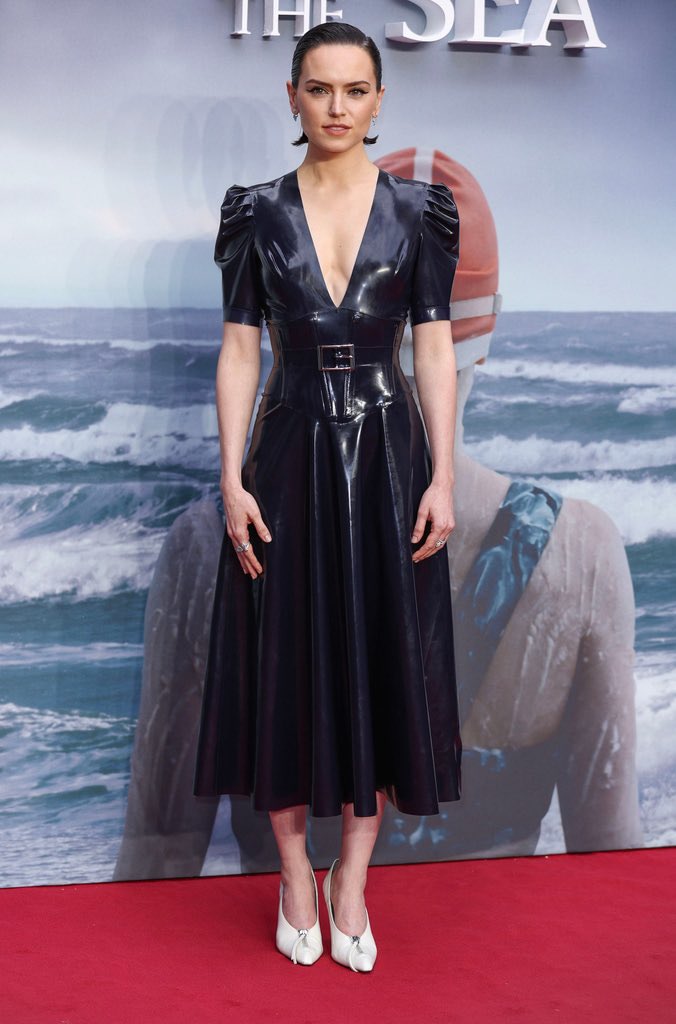 Daisy Ridley Updates tweet media