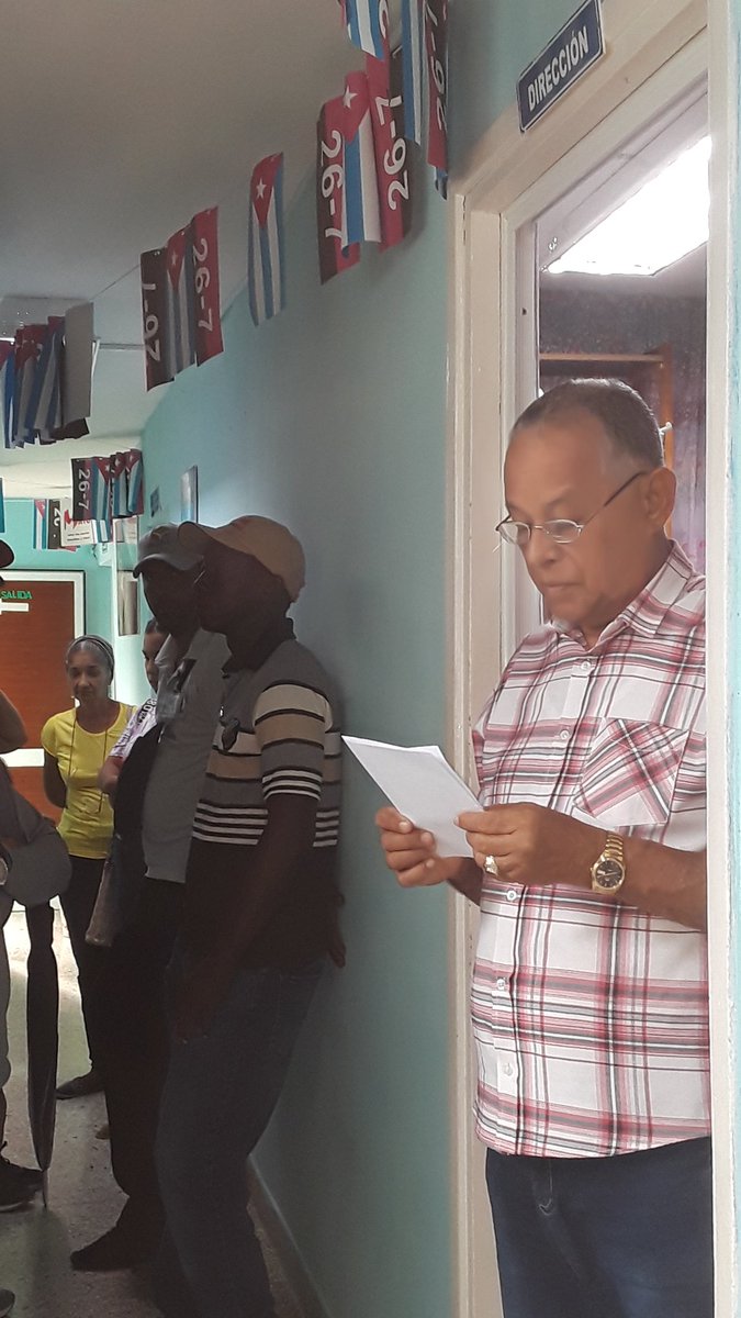 CMP95040507's tweet photo. Los trabajadores del Centro Meteorológico Provincial Guantánamo les enviamos  una felicitación  especial a  Nuestro querido  General de Ejército y Líder Histórico de la  Revolución Raúl Castro Ruz en su 93 cumpleaños . Te seguimos deseando una larga vida. Te necesitemos General. https://t.co/3m4ec9O58w