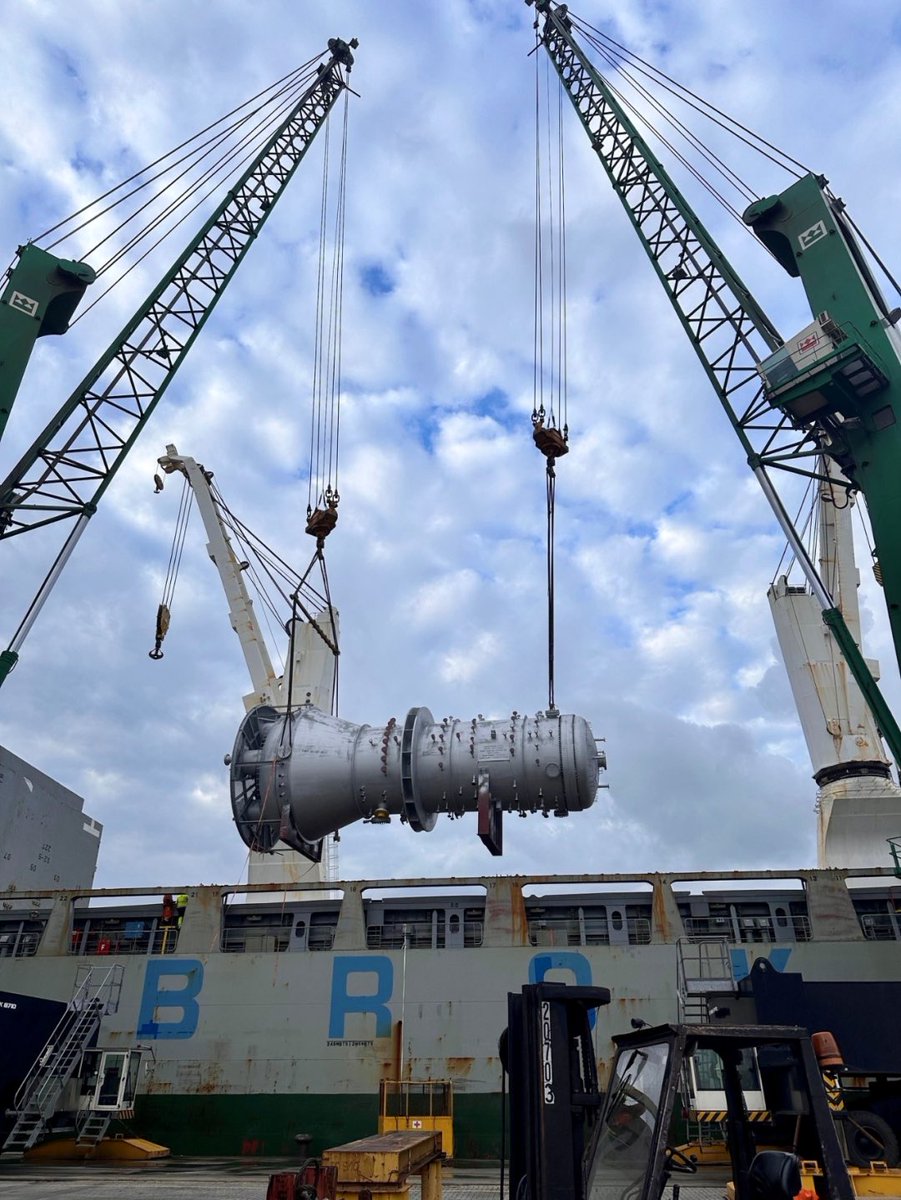ChipolbrokCom's tweet photo. Chipolbrok Pacific, has successfully loaded cargo in Antwerp Zuidnatie  and Hamburg C. Steinweg (Süd-West Terminal) Hamburg  for its voyage towards the Far East.

Safe travels to the crew of MV Pacific!

#chipolbrok #antwerp #hamburg #breakbulk https://t.co/MtJmXFICb3