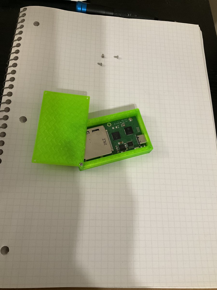 StonedModder's tweet photo. Here is my replacement MIG Dumper shell! If anyone would like one printed and doesn't own a 3D printer feel free to DM me. (I can also make more custom lids if yall share SVGs or ideas) #3dprint #MIGswitch #unlockswitch #Nintendoswitch
https://t.co/ogjRuYyboq https://t.co/Bv9DG2Ry3u