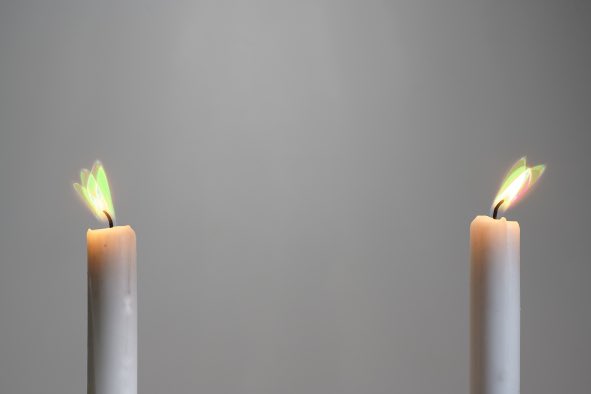 nadjaskunst's tweet photo. Rainer Guski zeigt Arbeiten aus „Auf Abstand“ bei unserer Ausstellung im @KunstbunkerBochum. Hier: Zwei Kerzen auf Abstand. Vernissage nächste Woche Donnerstag 18 Uhr. https://t.co/CoazYvc1Mz