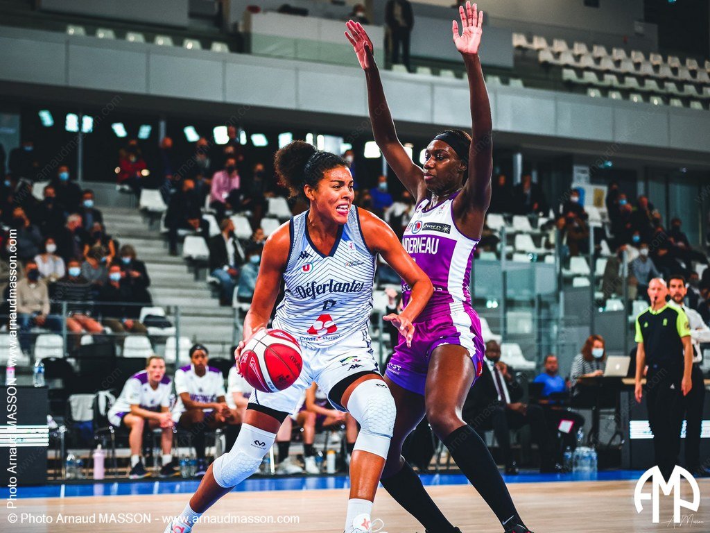 Basquetbolista Ziomara Morrison dictará clínica deportiva en el Coliseo Municipal rioenlinea.cl/basquetbolista…

#Valdiviacl