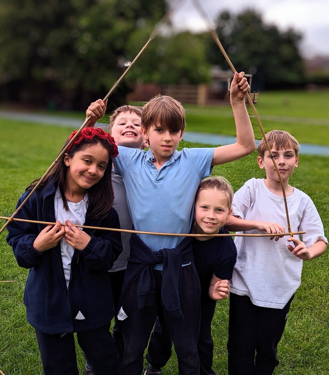 SchoolThorner's tweet photo. Year 3 &amp; 4 had a super forest school session with
@GoWildOutdoors. Lots of fun was had! https://t.co/DZeSXuNFk5