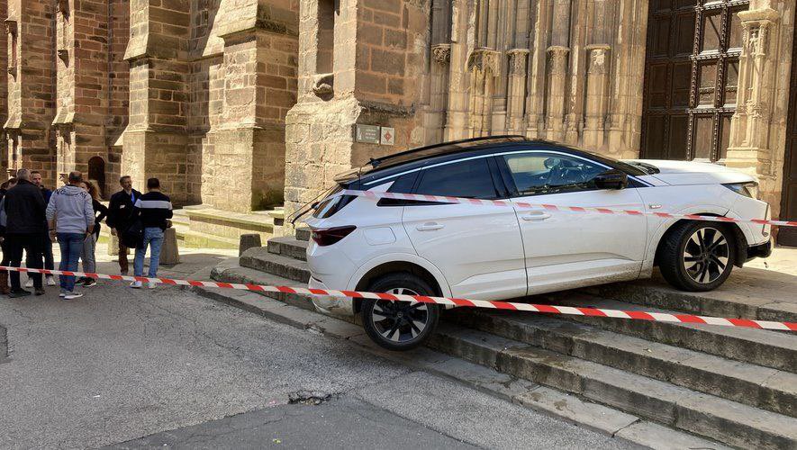 FRANCE 

An anti Catholic terrorist tried to drive a car into Rodez Cathedral during Mass this week, only to be apprehended by an off duty police officer 

The terrorist screamed 'I hate Jesus' and 'I hate Christianity' and made death threats 

@catholicarena