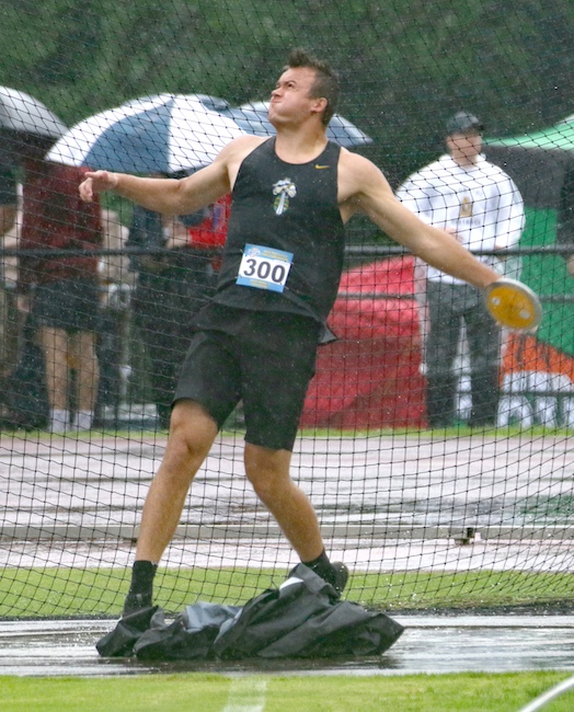 TheManiacHiker's tweet photo. Boys State Track Finals-Floyd Central medals in 3 events...Brock Conrad 7th in discus at 162 feet, 6 inches...400 meter relay team 8th in 42.61 seconds...Will Conway 3rd in 3,200 meter run in 8:56.71...Henry Fisher just misses in 300 hurdles in 10th in 39.28 seconds... https://t.co/htHY2XHBoZ