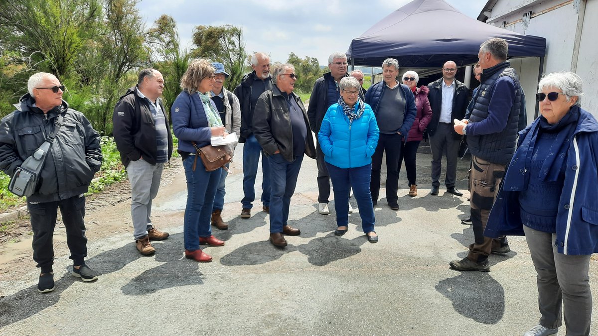 MSAdesCharentes's tweet photo. [🦪OSTRÉICULTURE🦪]

journée élus #MSAdesCharentes 

📢 Interventions sur l'emploi et la prévention 
✔️ Expérimentation escape game 🎲 "prévention"
✔️ Présentation de l'exosquelette 🦾
✔️ Présentation de l'activité 🦪

#ostréiculture #emploisaisonnier #élusMSA #exosquelette https://t.co/FJfjksjxgu